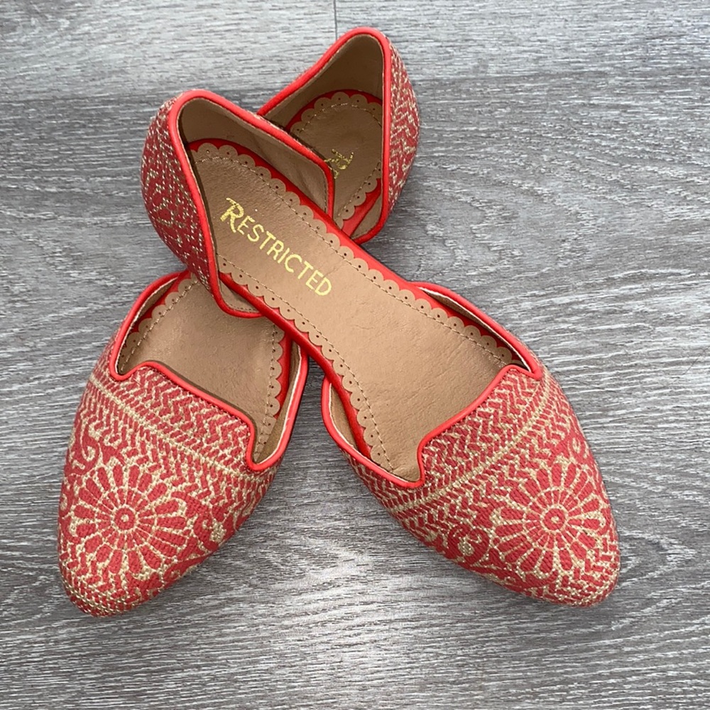 Restricted Red and Cream Patterned Loafers